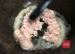 Illustration of how to make minced beans with minced meat 9