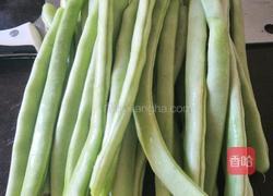 肉末四季豆角丝的做法图解1