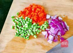 凤梨五彩炒饭的做法图解6