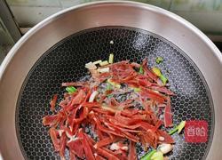 腊肉炒芸豆丝的做法图解5