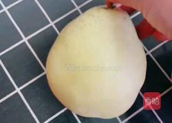 红酒雪梨的做法图解1