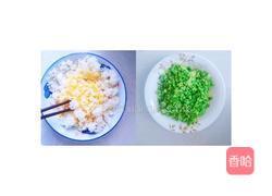 西兰花炒米饭的做法图解3