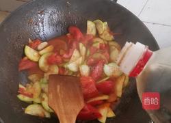 西红柿和西葫芦的做法图解7