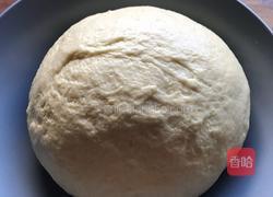 披萨饼皮的做法图解1