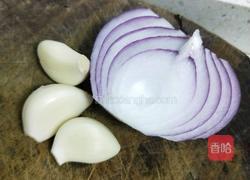 洋葱炒白贝的做法图解3