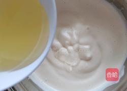 老少皆宜外皮酥脆的蜂蜜脆皮蛋糕的做法图解6