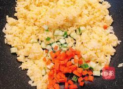 鲜虾菠萝饭的做法图解7