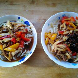 杏鲍菇肉丝双椒手擀面的做法[图]