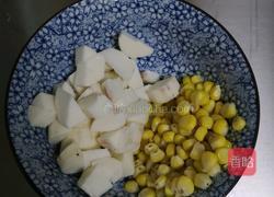 小米鸡肉粥的做法图解2