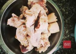 杜仲偶遇猪尾的做法图解1