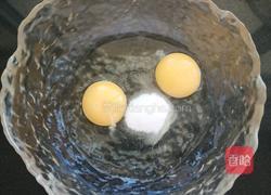 抹茶榴莲千层蛋糕的做法图解1