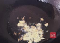 爆炒手撕包菜的做法图解3