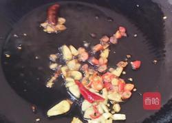 爆炒手撕包菜的做法图解4