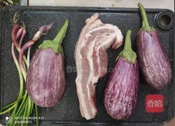 家常肉沫茄子的做法图解1