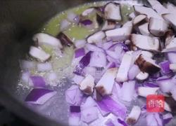 奶香豌豆浓汤的做法图解4