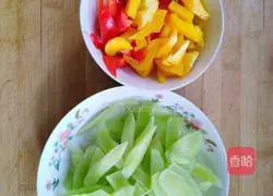 Illustration of how to make stir-fried lettuce 1
