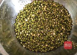 解暑百合绿豆汤的做法图解1