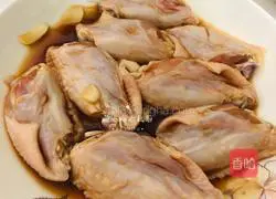 Salty and cute | Illustration of how to make Coke Chicken Wings 2