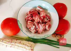 Illustration of how to make Tomato and Corn Pork Ribs Soup 2