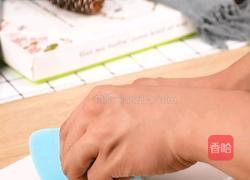 手把手教你做翡翠白菜饺子一上桌就被抢完的做法图解5