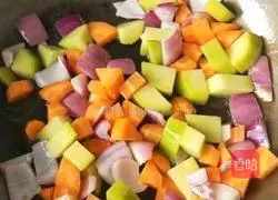 Illustration of how to make chicken wings in a pot 4