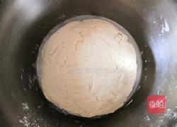 韭菜虾皮盒子的做法图解3