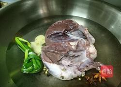 凉拌手撕猪心的做法图解1