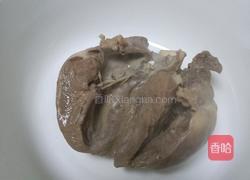 凉拌手撕猪心的做法图解3
