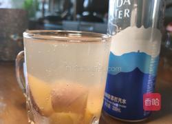 桃桃气泡水的做法图解9