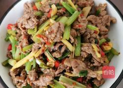 牛肉炒芹菜的做法图解9