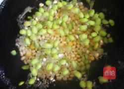 逗逗虾（玉米青豆炒虾仁）的做法图解3