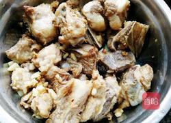 苦瓜黄豆排骨煲的做法图解5