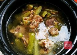 苦瓜黄豆排骨煲的做法图解6