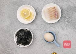 鳕鱼紫菜炒蛋的做法图解1