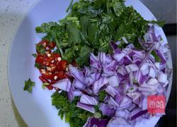 泰式柠檬虾的做法图解1