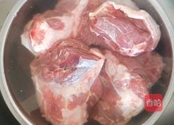 酱香大棒骨的做法图解1