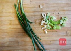 低卡美食（青葱鳕鱼）的做法图解1