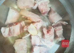 红烧猪蹄的做法图解1