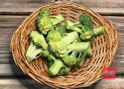 黄油煎鲈鱼的做法图解6