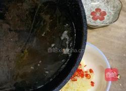 蒜蓉蒸河粉的做法图解3