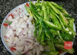 尖椒猪头肉的做法图解2