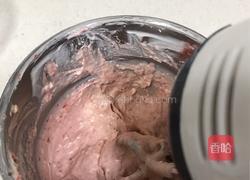 草莓慕斯蛋糕的做法图解7