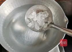 甜酒酿鸡蛋汤的做法图解2