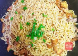 鸡腿肉鸡汁捞面的做法图解8