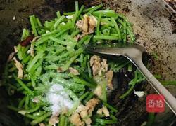 红薯梗炒过油肉的做法图解7