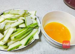 丝瓜炒蛋的做法图解2
