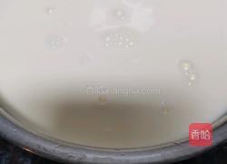 牛奶鸡蛋布丁的做法图解4