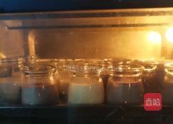 牛奶鸡蛋布丁的做法图解5