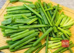 葱油拌面的做法图解1