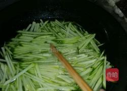 萝卜猪肉馅饺子的做法图解1